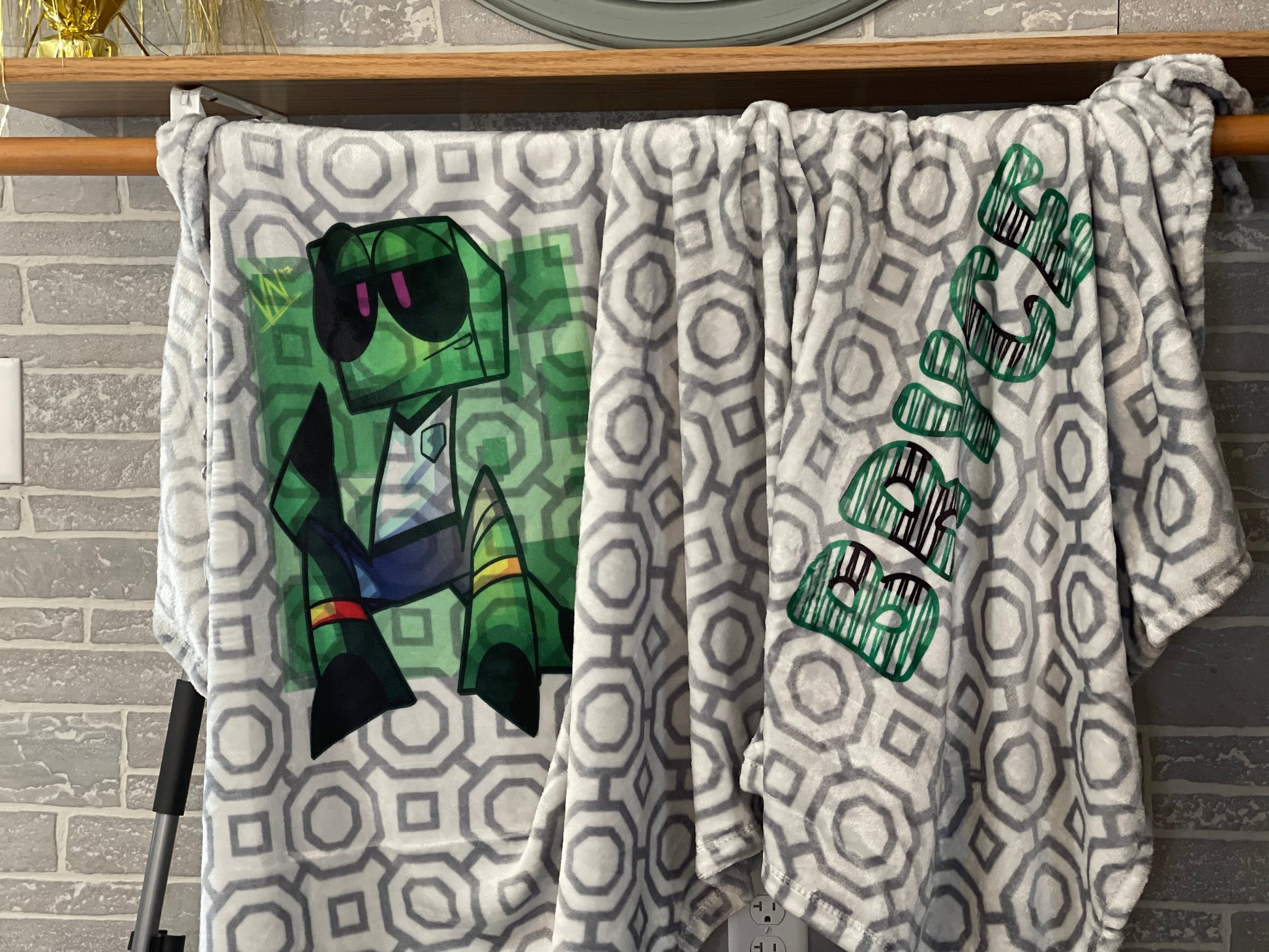 Custom Microfiber & Minky Blankets – Baby to Full Size

