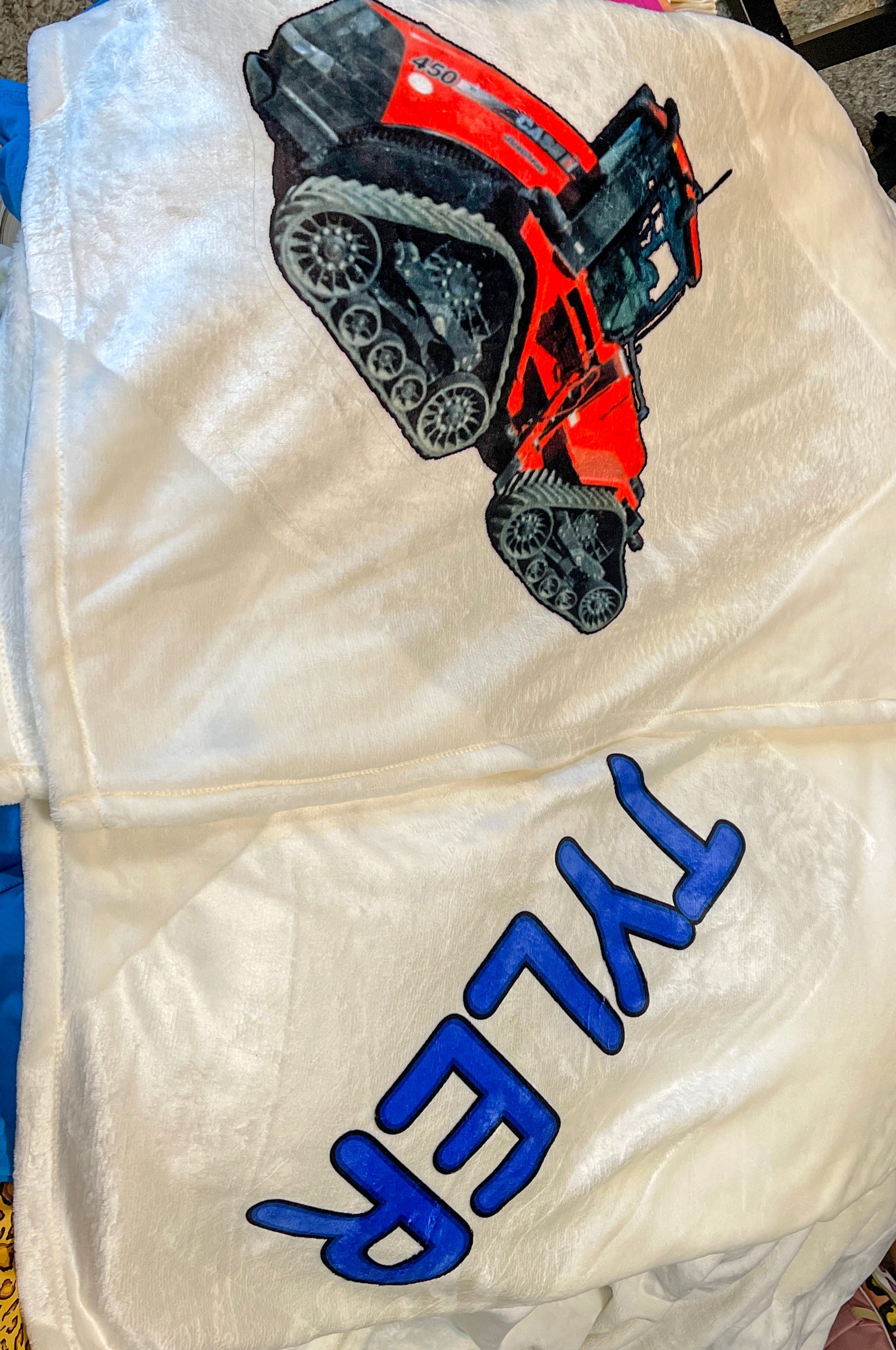 Custom Microfiber & Minky Blankets – Baby to Full Size

